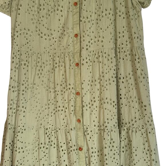 Elegant Cream Midi Dress - Picture 10 of 16